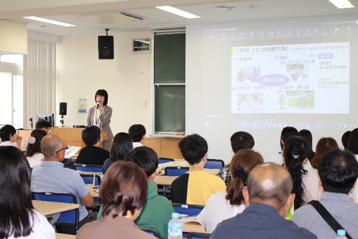 【学校概要説明】